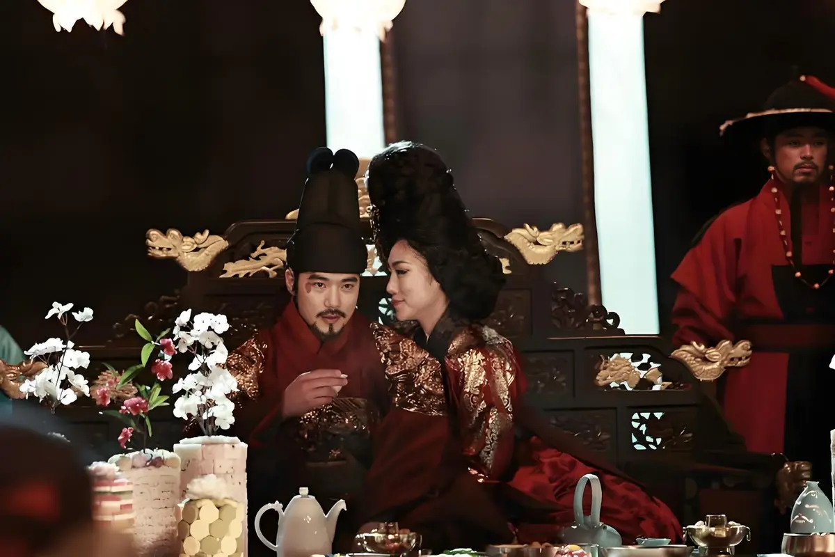 《奸臣》未删减版高清免费在线观看-韩国电影奸臣完整版无广告播放-高清在线观看