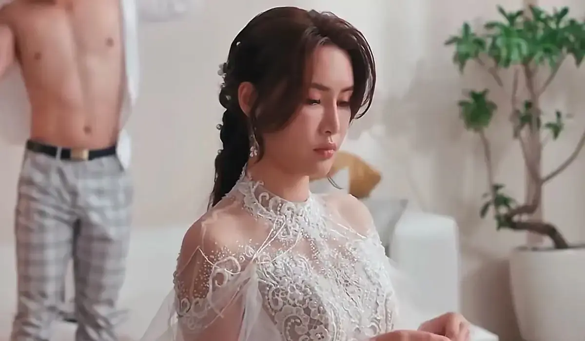 《小凤新婚》全集无删减在线观看-苏畅艾熙主演完整版免费放送-高清画质无广告秒存即看小凤新婚