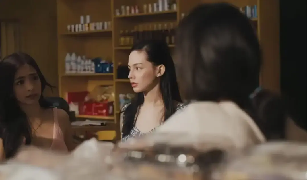 《奶油馅饼》2026菲律宾电影-安杰尔卡斯特罗剧情惊悚反转-蓝光4K无删减-奶油馅饼夸克网盘免费下载